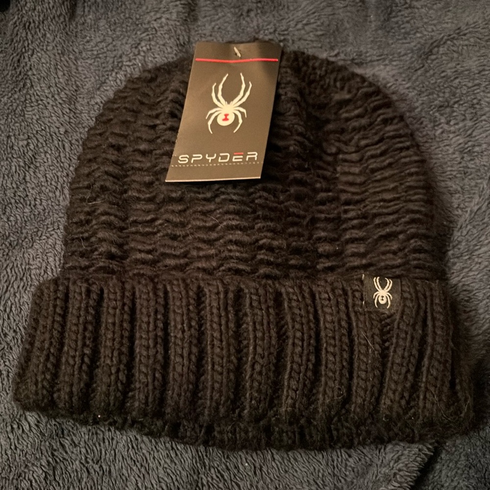 Spider Women’s Float Stitch Beanie Black (One Size). New With Tags.
